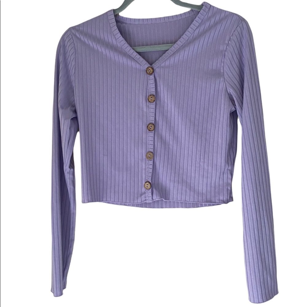 Lilac Crop Long-Sleeve W/ Buttons